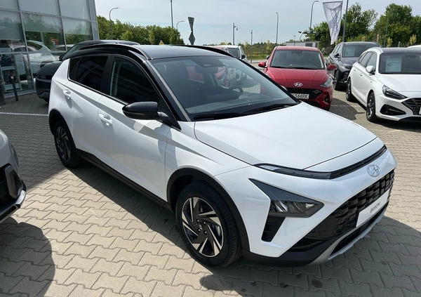 Hyundai Bayon cena 88400 przebieg: 1, rok produkcji 2024 z Ćmielów małe 137
